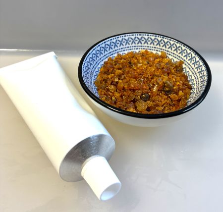 Zahnpasta mit Myrrhetinktur zum selber herstellen